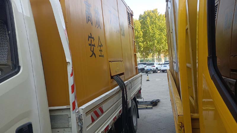 丰县如何判断柴油发电机组和UPS电源的切换时间是否符合要求？