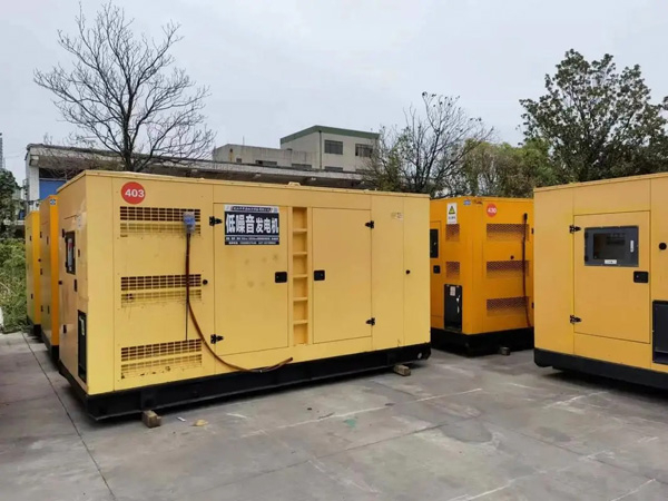 丰县如何检查柴油发电机的空气滤清器是否需要更换？