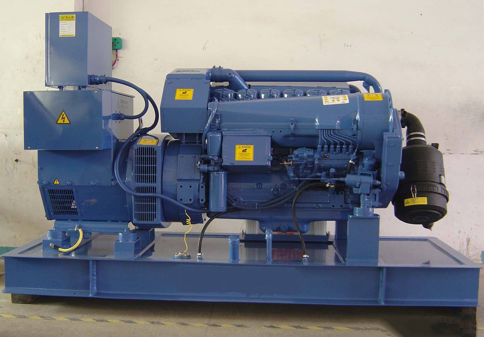 丰县汽油发电机组冬季启动前，电瓶需要做哪些检查和维护？